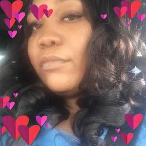 Meet your Posher, Donisha